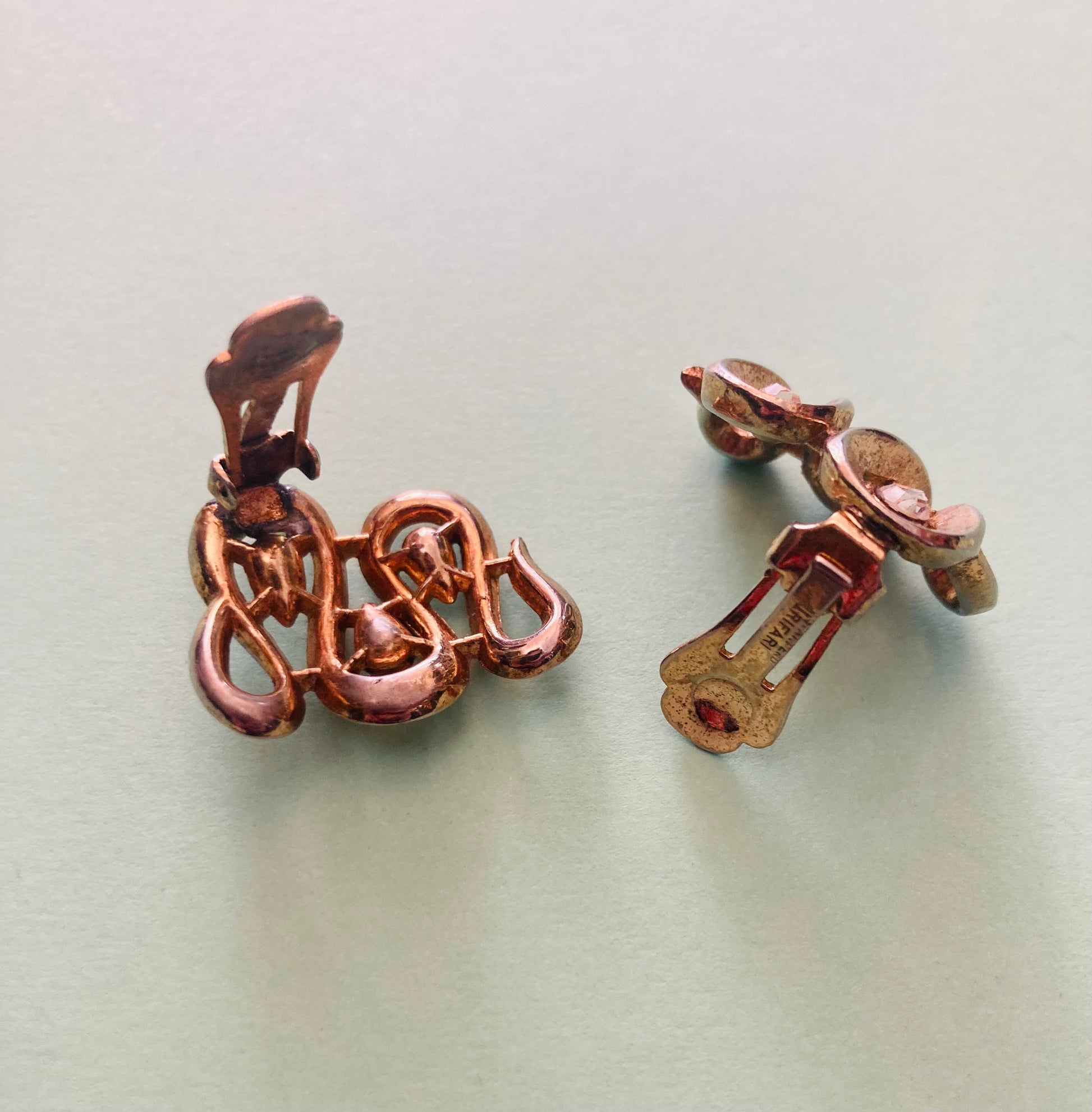 Trifari clip 60s Alice In Vintage