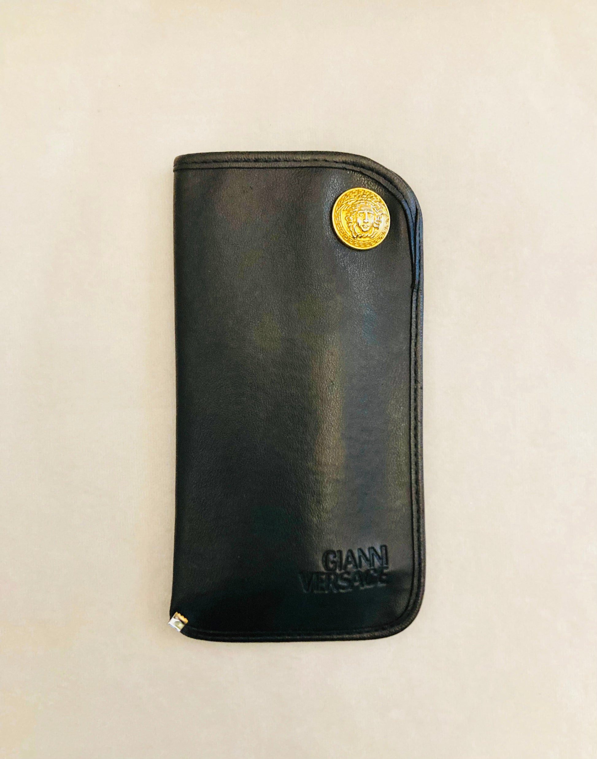 Gianni Versace 90s sunglasses Alice In Vintage