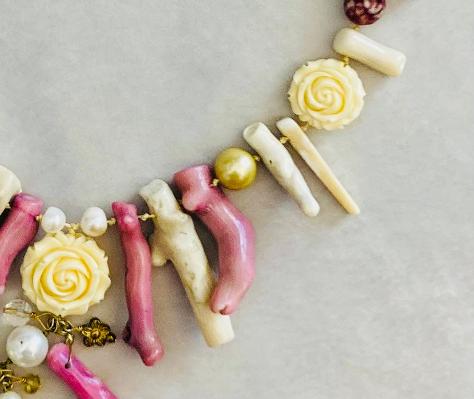 Collana corallo bambù perle Alice In Vintage