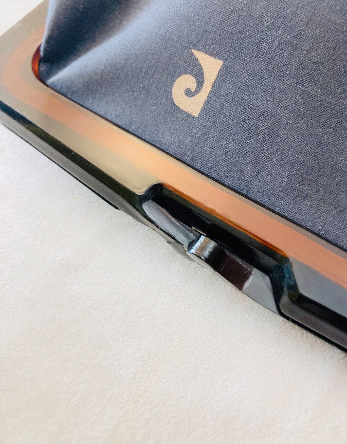 Pierre Cardin 70s pochette Alice In Vintage