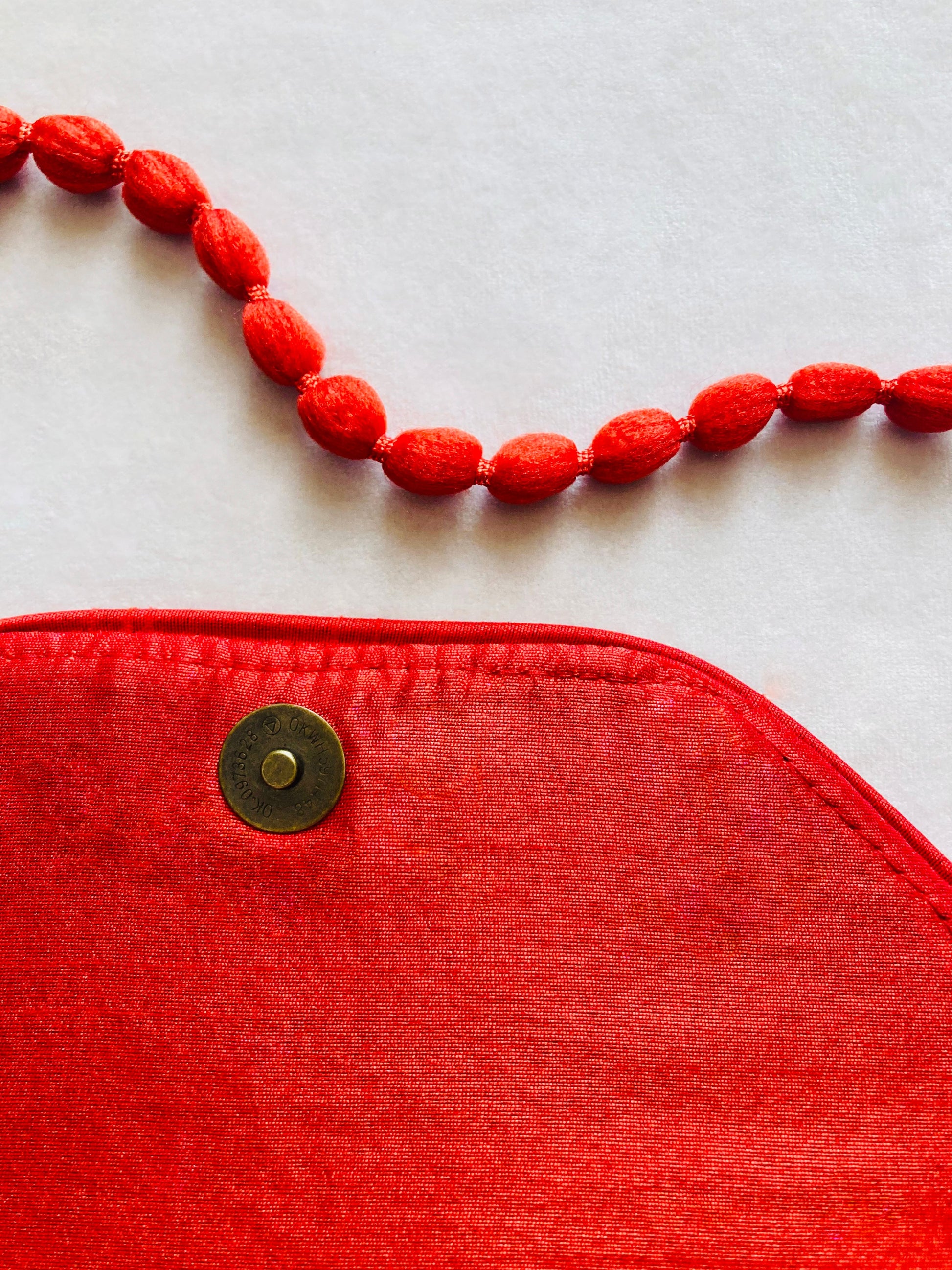 Borsa 70s tessuto ricamato Alice In Vintage