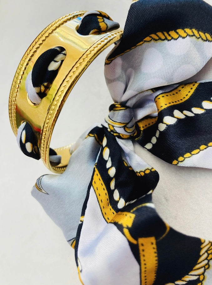 Scarf bracelet Alice In Vintage