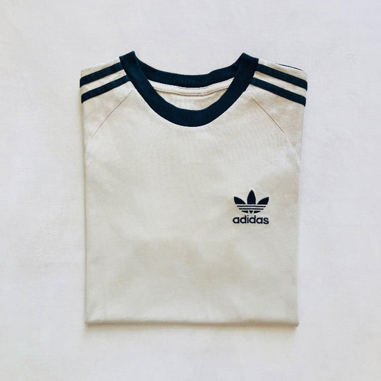 Adidas 3 stripes 90s t-shirt Alice In Vintage