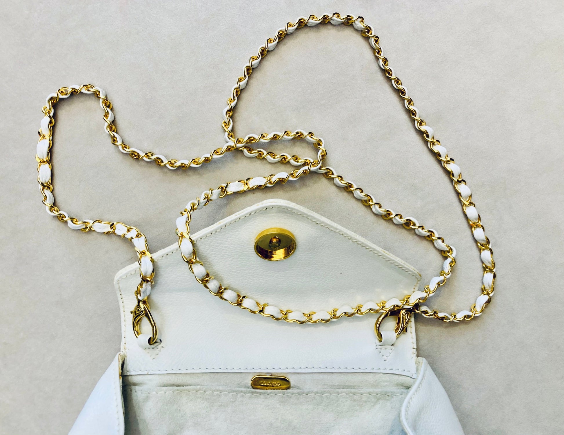 Colombo Cross body bag 80s Alice In Vintage