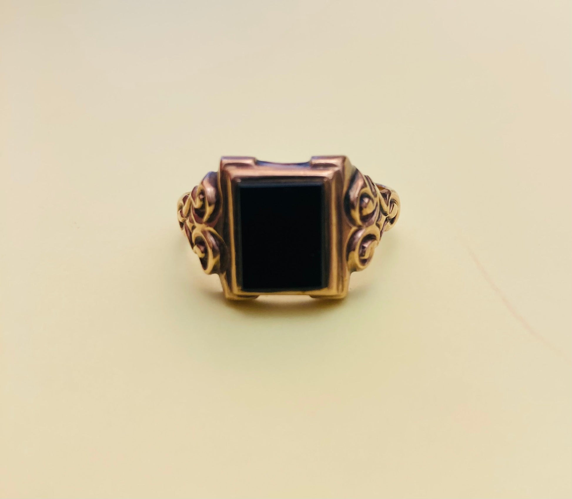 Anello uomo oro e onice Alice In Vintage