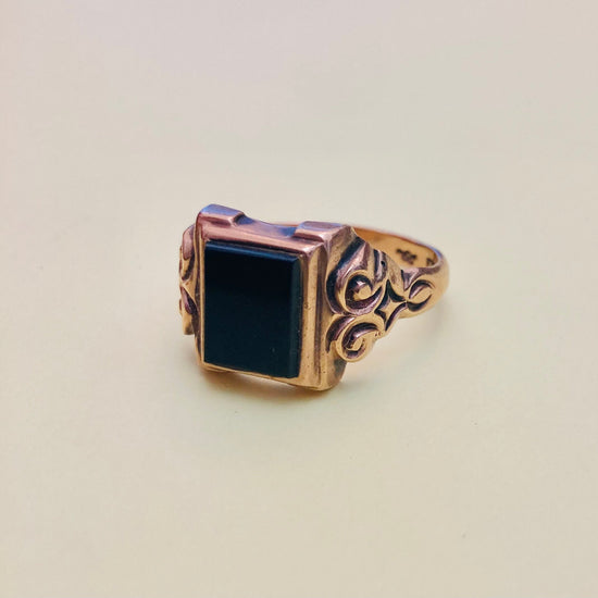 Anello uomo oro e onice Alice In Vintage