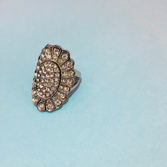 Anello strass maxi flower Alice In Vintage
