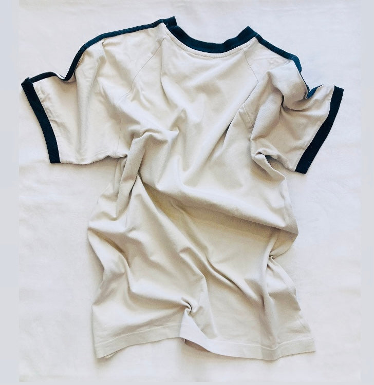 Adidas 3 stripes 90s t-shirt Alice In Vintage