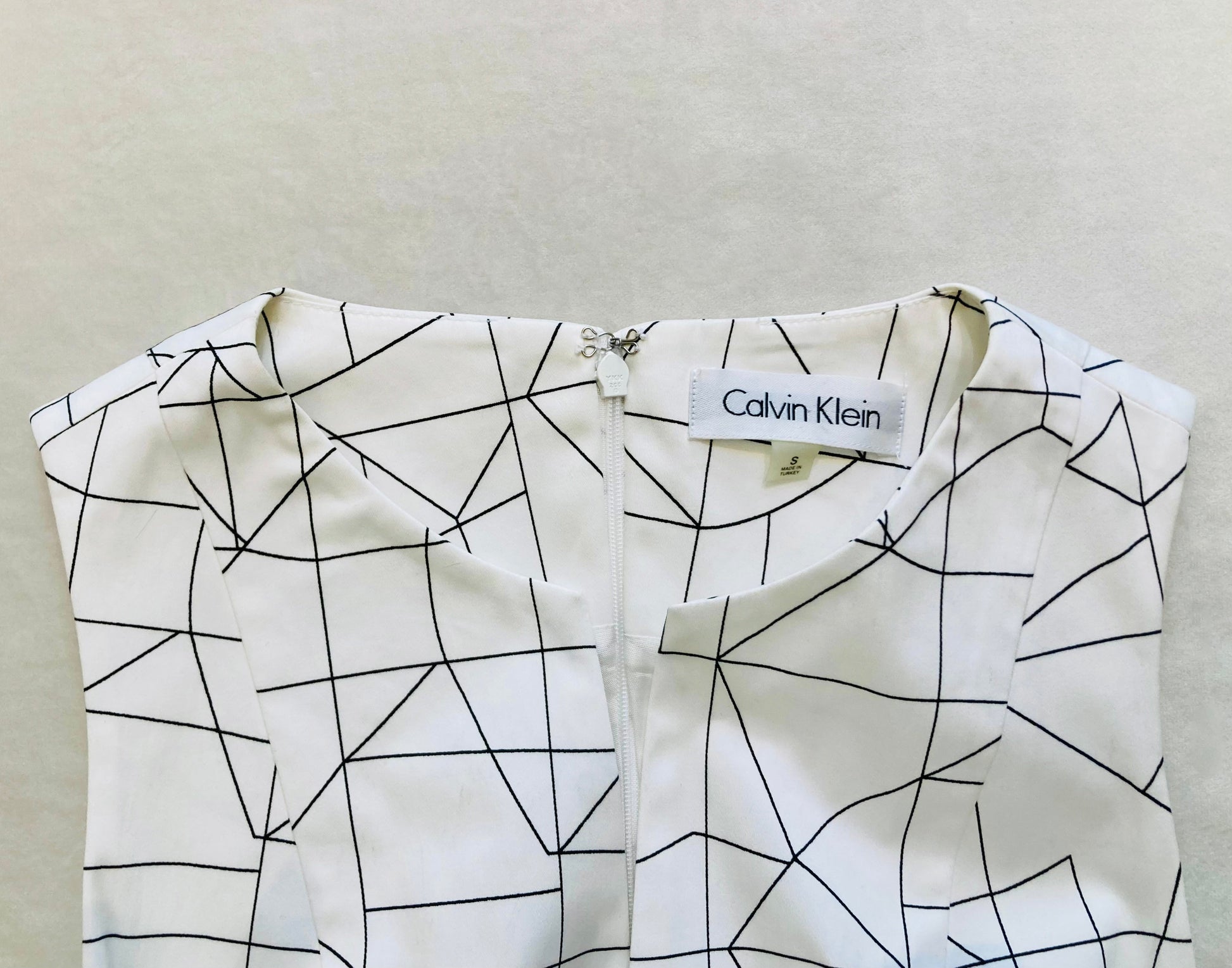 Calvin Klein 90s dress Alice In Vintage