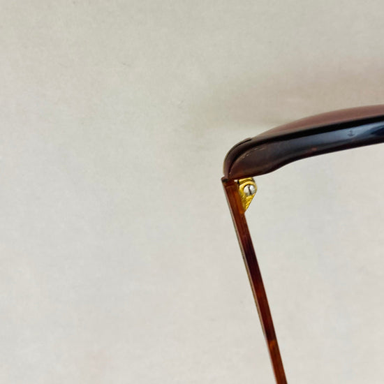 Gianni Versace 90s sunglasses Alice In Vintage