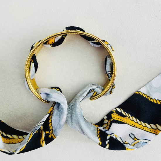 Scarf bracelet Alice In Vintage